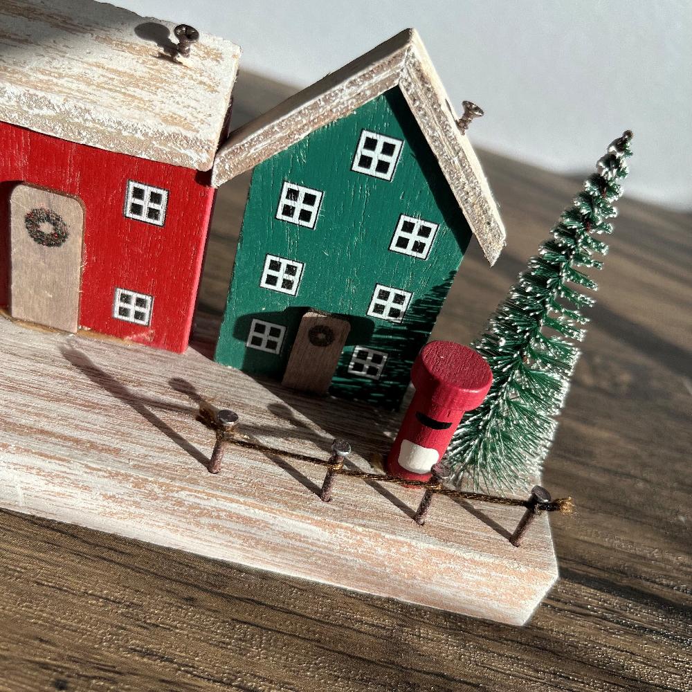 Photoframesandart Small Wooden Festive Scene