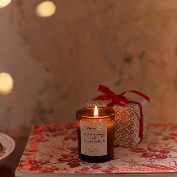 Photoframesandart Plum & Ashby Christmas Votive | Dried Orange And Cinnamon Bark