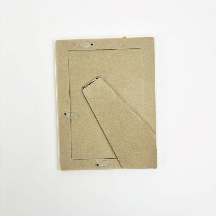 Photoframesandart Raspberry Blossom Resin Photo Frame | 6x4"