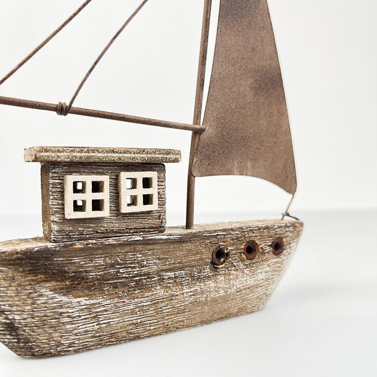 Photoframesandart Rustic Wooden Washed Brown Boat | With Metal Sail