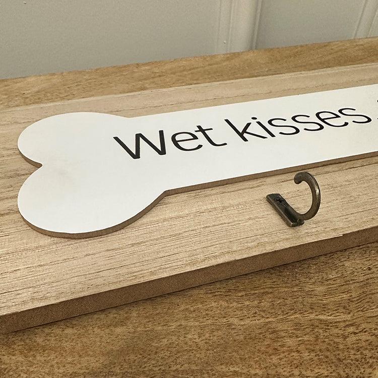 photoframesandart Wet Kisses. Cold Noses. Wagging Tails. | Wall Plaque