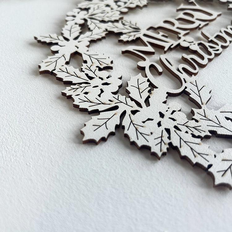 Photoframesandart White Wooden Merry Christmas Wreath