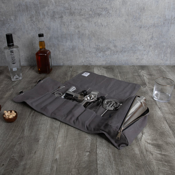 picnic time Barkeep Bar Tool Roll Up Kit