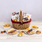 Picnic Time Country Basket With Gourmet Gift Pack