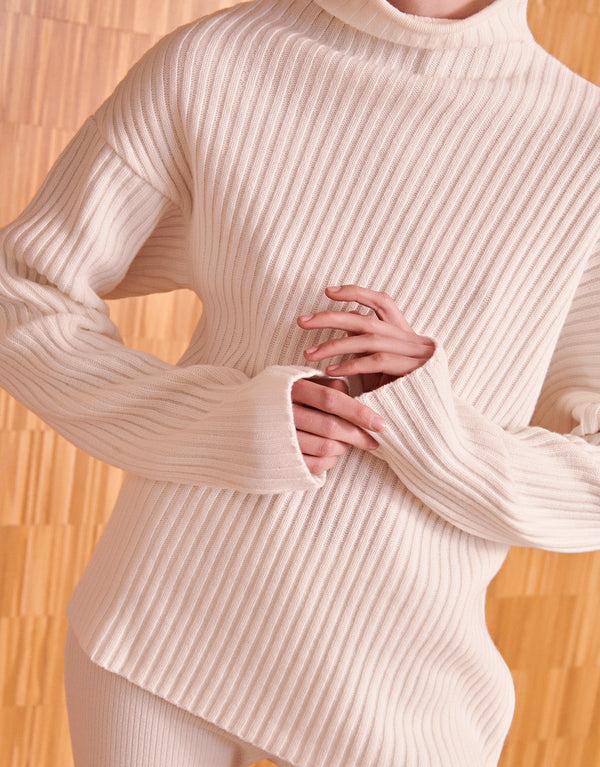 Piece Of White Candela Sweater Coconut