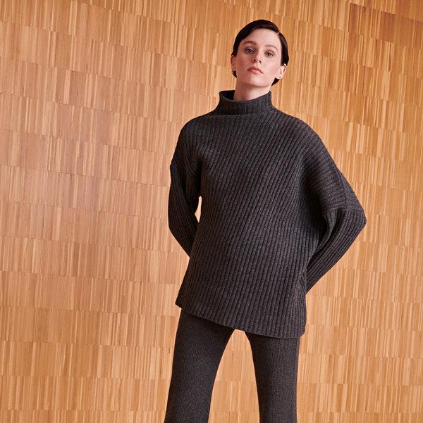 Piece Of White Candela Sweater Stone