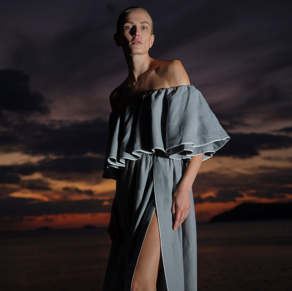 piece of white Daisy Top Breeze