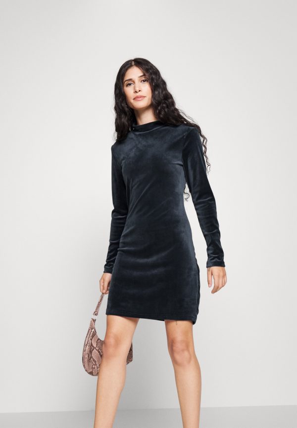 Pieces Petite PCAMANDA – Cocktail Dress / Party Dress Pieces Petite Best Choice