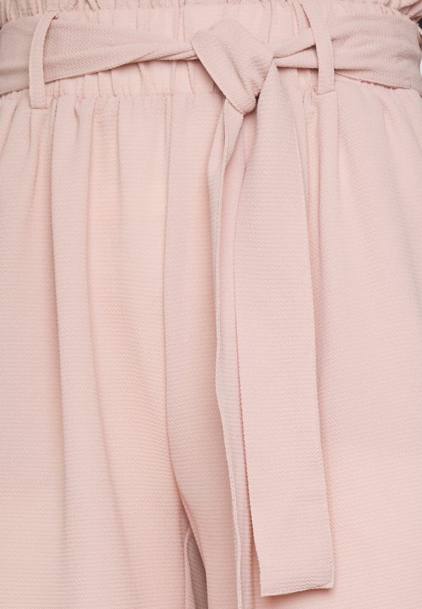 Pieces Petite PCAVERY – Shorts Pieces Petite Classical