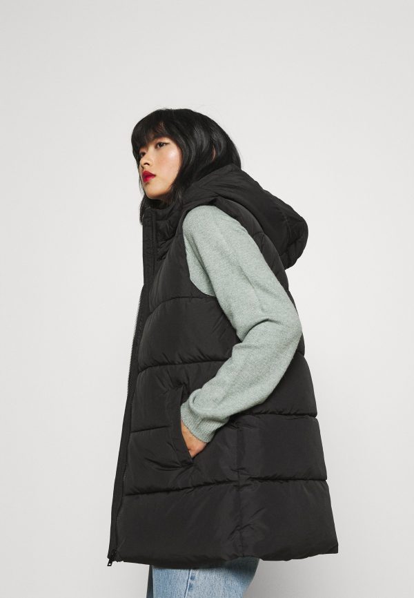 Pieces Petite PCBEE NEW PUFFER VEST – Waistcoat Pieces Petite Featured