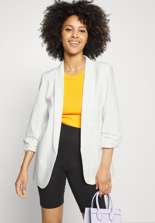 Pieces Petite PCBOSS – Short Coat Pieces Petite Featured