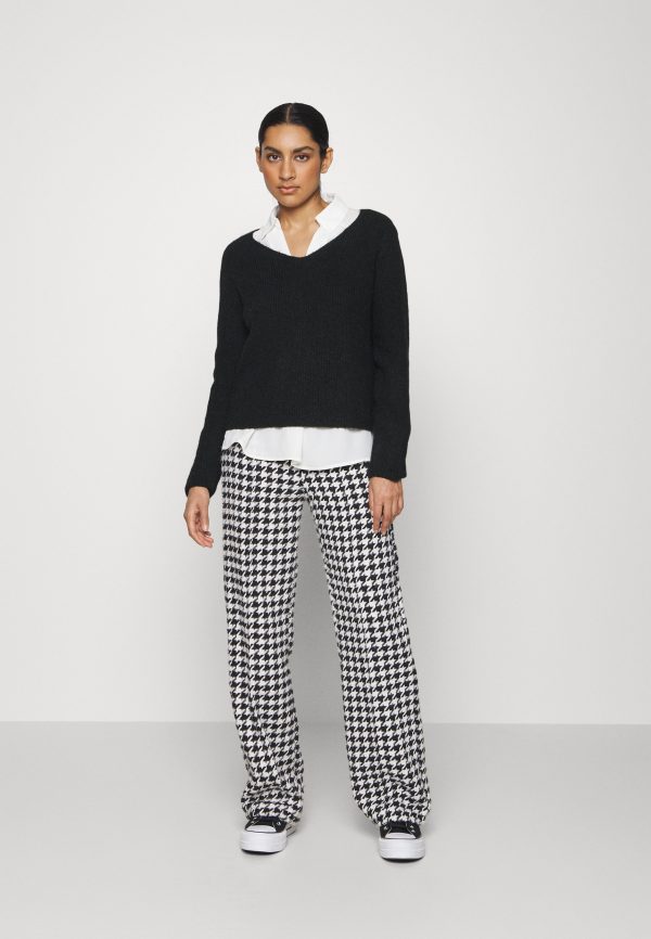 pieces petite PCELLEN V-NECK – Jumper Pieces Petite Online