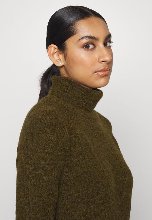 Pieces Petite PCELLENHIGH NECK DRESS – Jumper Dress Pieces Petite Attractive