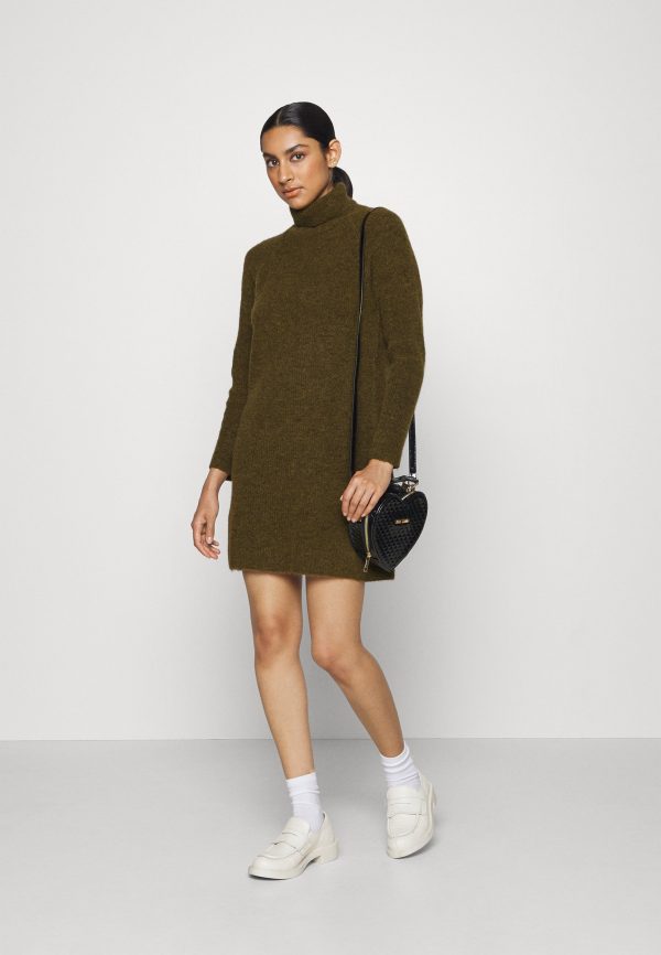 pieces petite PCELLENHIGH NECK DRESS – Jumper dress Pieces Petite Attractive