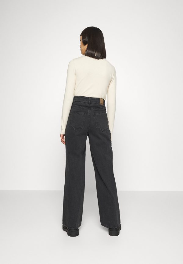 Pieces Petite PCELLI ULTRA WIDE – Straight Leg Jeans Pieces Petite Premium