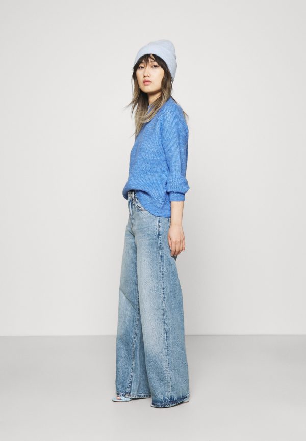 pieces petite PCFLIKKA SUPER WIDE – Flared Jeans Pieces Petite Cheap