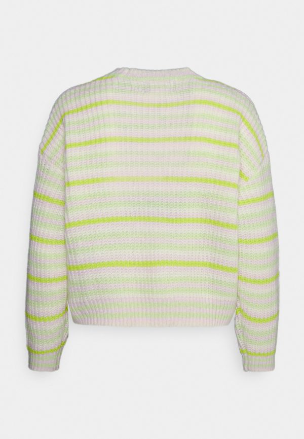 pieces petite PCGINA ONECK – Jumper Pieces Petite Featured