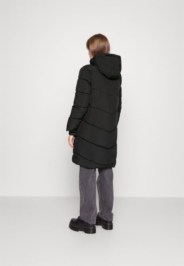 Pieces Petite PCJAMILLA PUFFER JACKET – Winter Coat Pieces Petite Exclusive