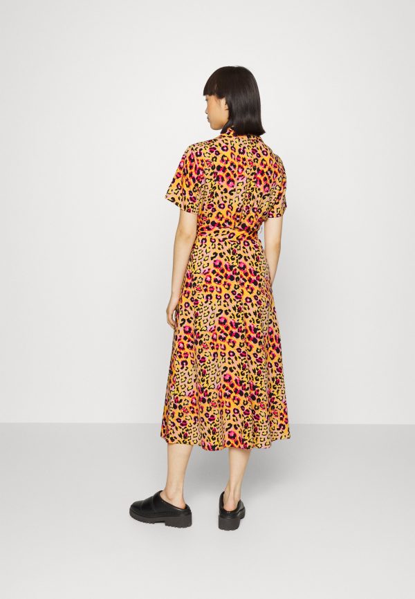 Pieces Petite PCJOSI V NECK MIDI SHIRT DRESS – Shirt Dress Pieces Petite Featured