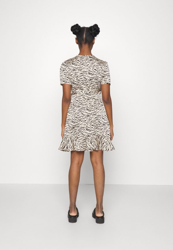 Pieces Petite PCJULIET WRAP DRESS – Cocktail Dress / Party Dress Pieces Petite Discounts