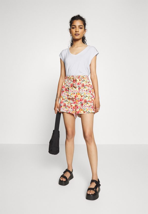 pieces petite PCKAMALA TEE – Basic T-shirt Pieces Petite Premium