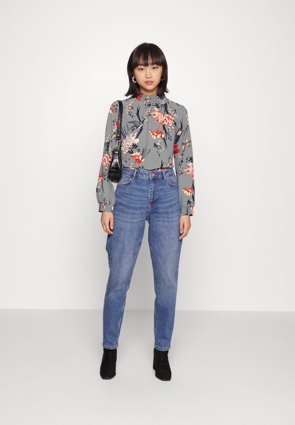 pieces petite PCKESIA MOM – Relaxed fit jeans Pieces Petite Discount Store