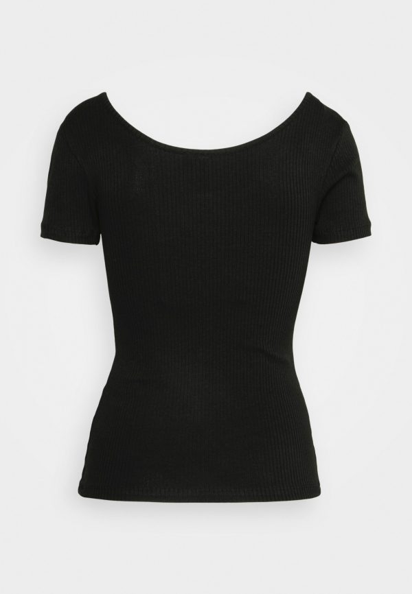 pieces petite PCKITTE – Basic T-shirt Pieces Petite Featured