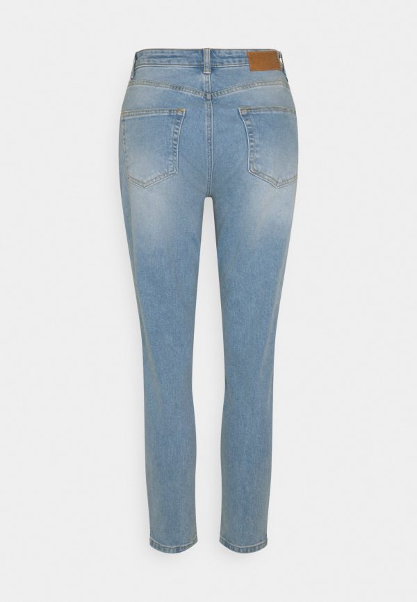 pieces petite PCLEAH MOM – Slim fit jeans Pieces Petite Special Style