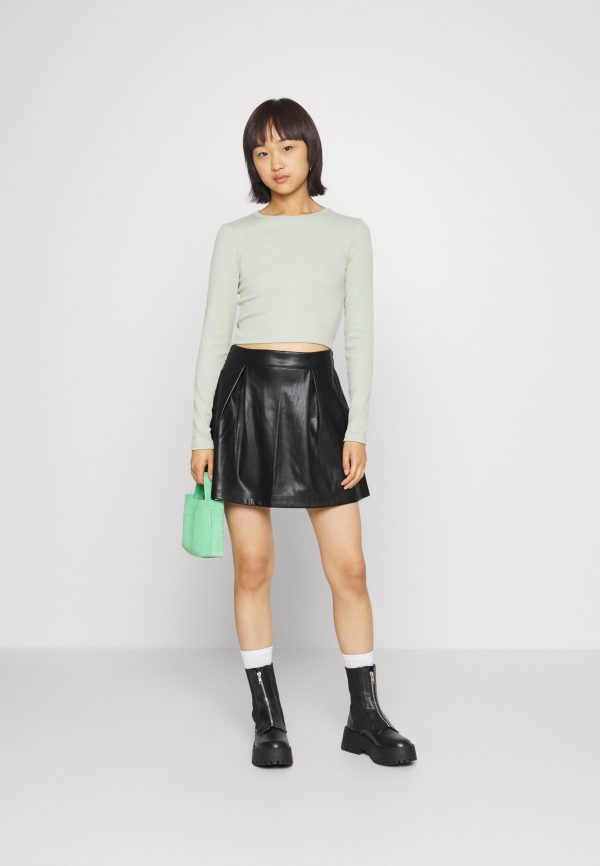 pieces petite PCNICOLE SKIRT – Mini skirt Pieces Petite Lower Prices