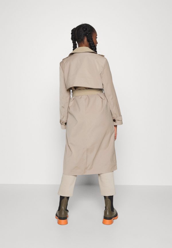 Pieces Petite PCNIKKIE LONG TIE BELT – Trenchcoat Pieces Petite Classical
