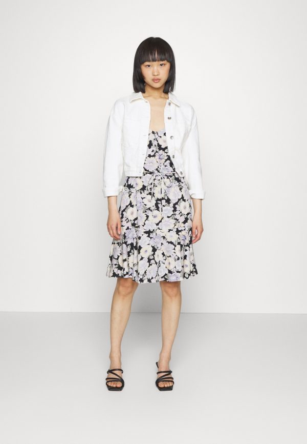 pieces petite PCNYA SLIP BUTTON DRESS – Day dress Pieces Petite Discounts