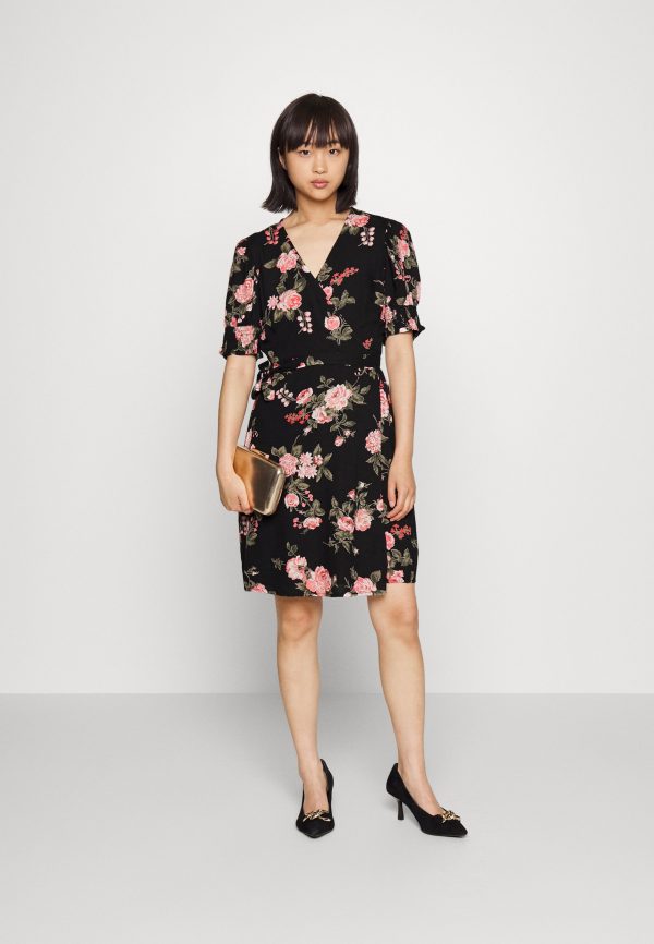 pieces petite PCNYA WRAP DRESS – Day dress Pieces Petite Premium