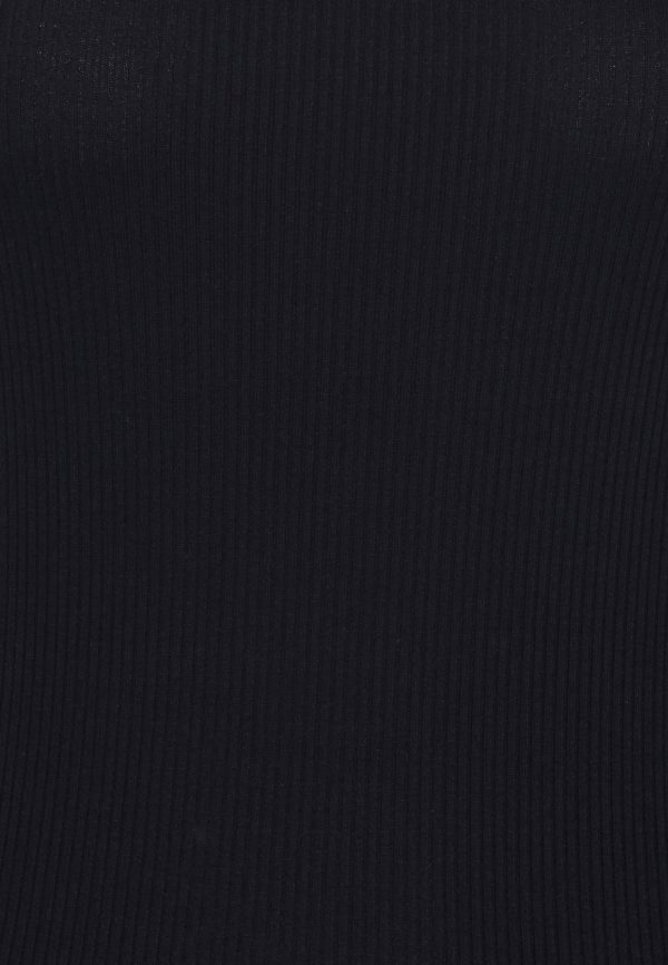 Pieces Petite PCOSTINA STRAP DRESS – Shift Dress Pieces Petite Attractive