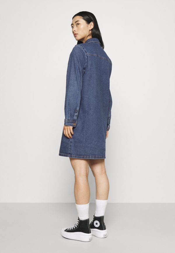 Pieces Petite PCPERRY DRESS – Day Dress Pieces Petite Featured