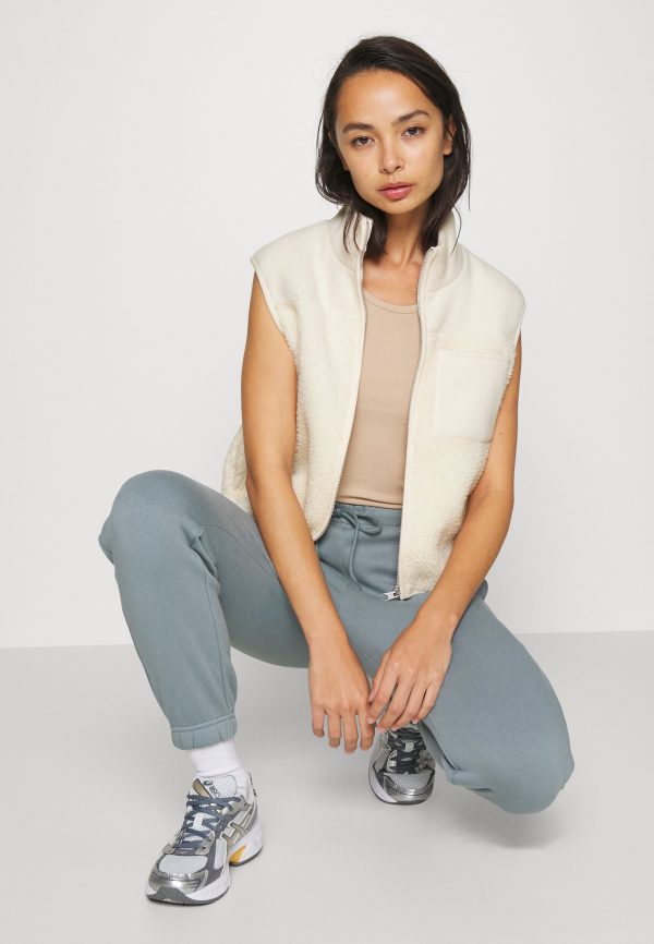 Pieces Petite PCSADIE VEST – Waistcoat Pieces Petite Cheap