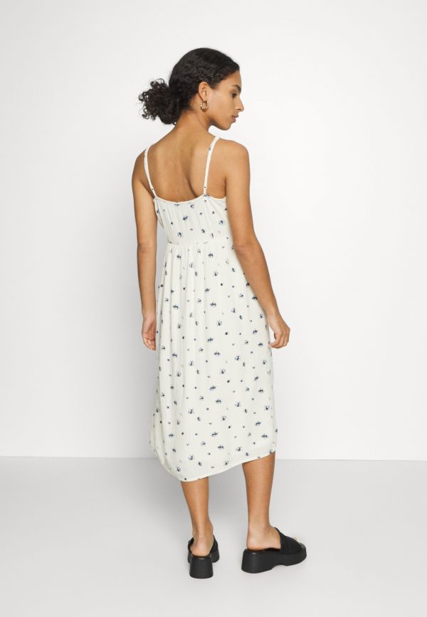 Pieces Petite PCSHEA SLIP DRESS – Day Dress Pieces Petite New