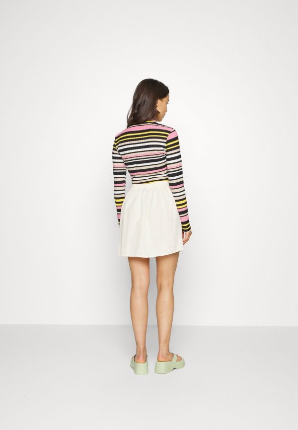 Pieces Petite PCSUNNA SKIRT – Mini Skirt Pieces Petite Discount Store