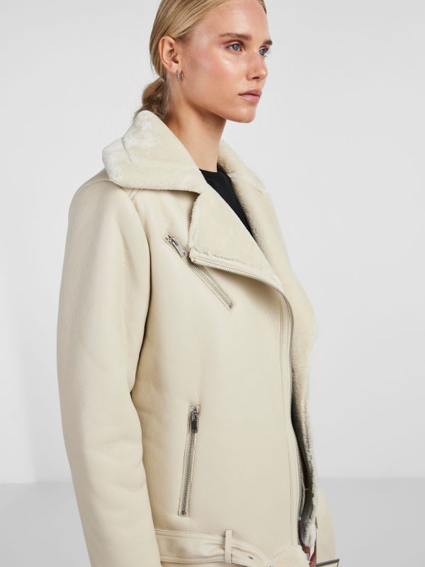 Pieces Petite Pieces Fashion PCNORA FAUX LEATHER JACKET