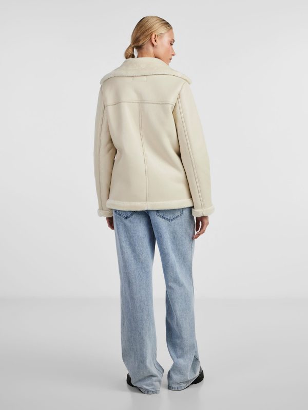 pieces petite Pieces Fashion PCNORA FAUX LEATHER JACKET