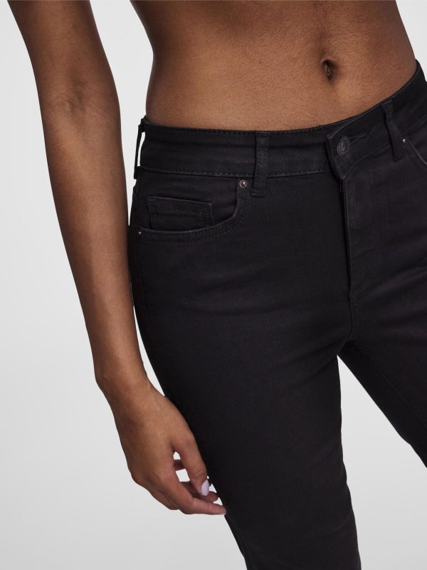 Pieces Petite Pieces Featured PCDELLY MW STRAIGHT FIT JEANS