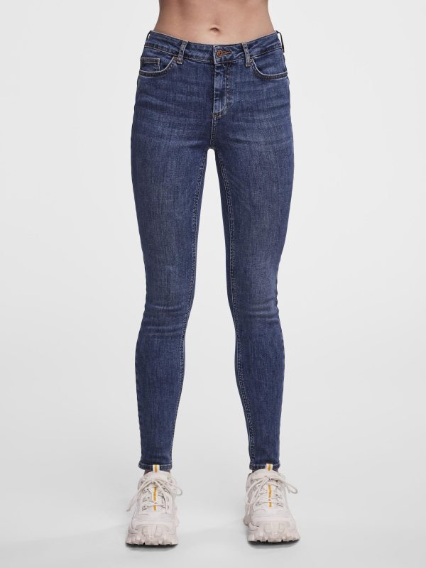 Pieces Petite Pieces Shop PCDELLY MW SKINNY FIT JEANS