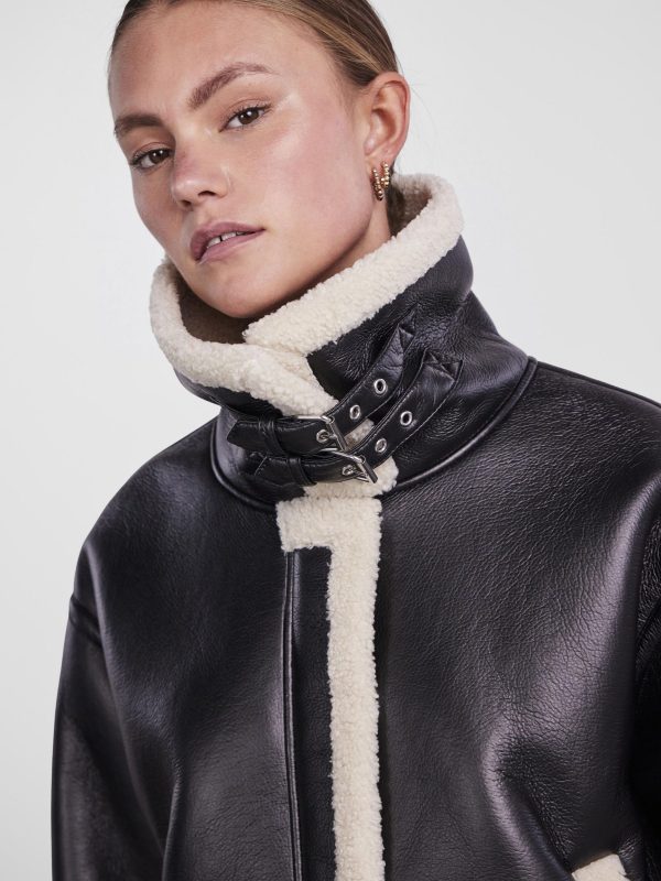 Pieces Petite Pieces Shop PCJANELLE FAUX LEATHER JACKET