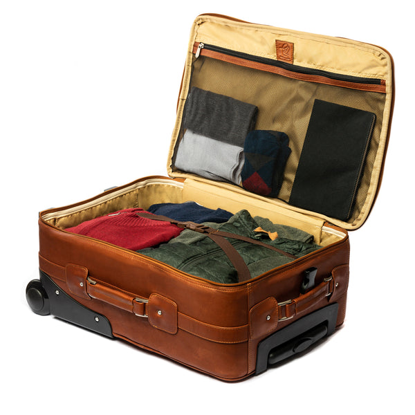 Piel Leather 22in WHEELED TRAVELER