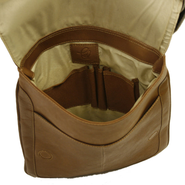 Piel Leather SMALL VERTICAL MESSENGER