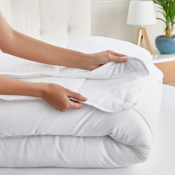 Pikolin Home DUO Aloe Vera 150+300 Gr 4 Seasons Fibre Duvet