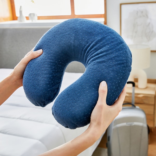 Pikolin Home Travel Pillow - YASAI