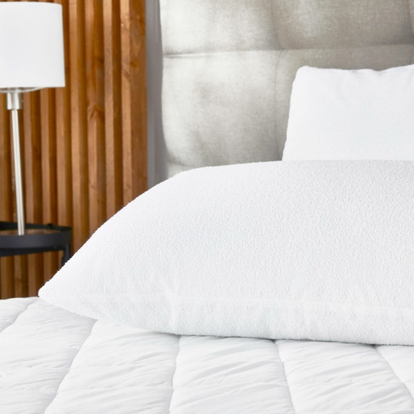 Pikolin Home Terry Towelling Pillowcase With Waterproof Aloe