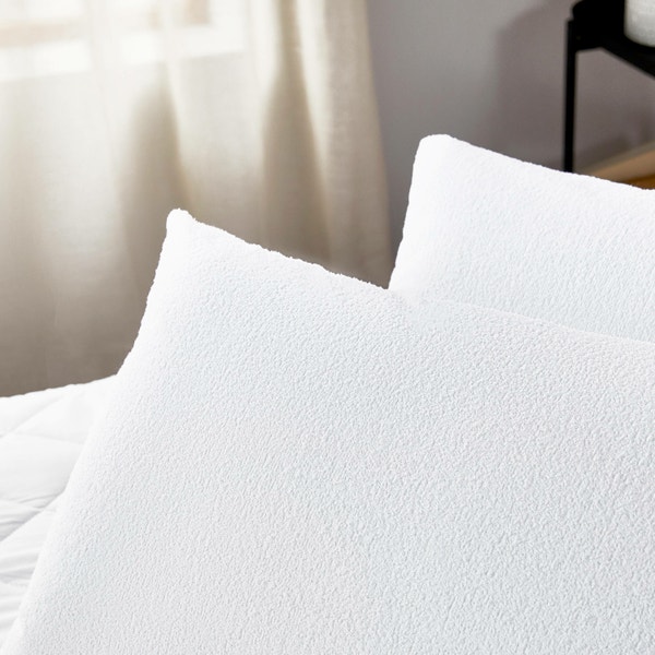 Pikolin Home Terry Towelling Pillowcase With Waterproof Aloe