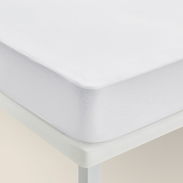 pikolin home Waterproof and breathable knitted mattress protector