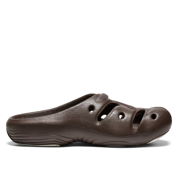 Pilgrim Surf Supply Yogeez Clog Chocolate Brown-Whisper White